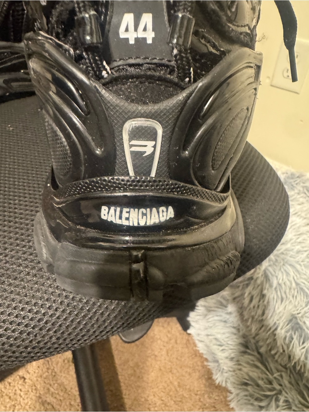 Balenciaga Black Runner (WITH BAG)